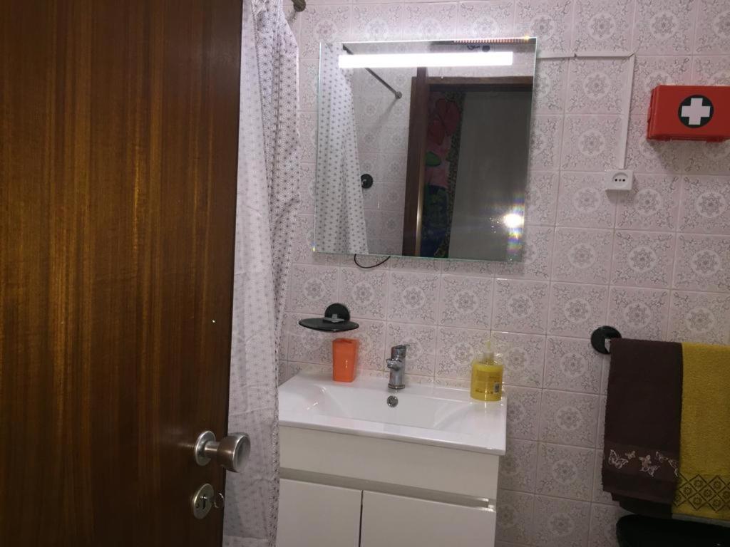Apartamento Da Avenida Sesimbra Eksteriør billede
