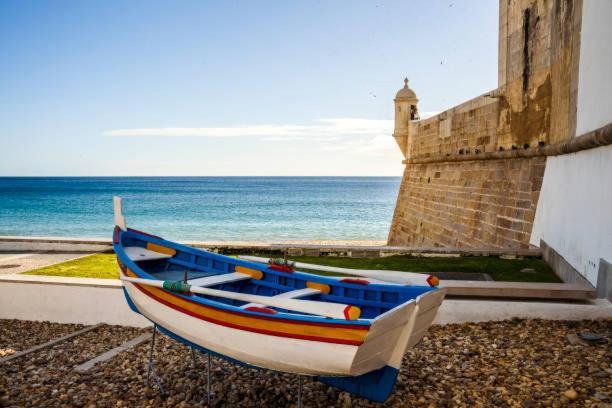 Apartamento Da Avenida Sesimbra Eksteriør billede